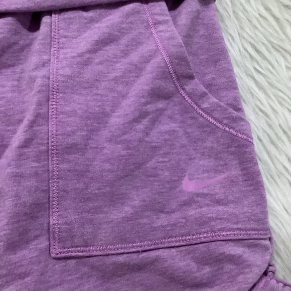 Nike women’s purple dri fit athletic fitness running knit shorts size xs - Picture 2 of 5